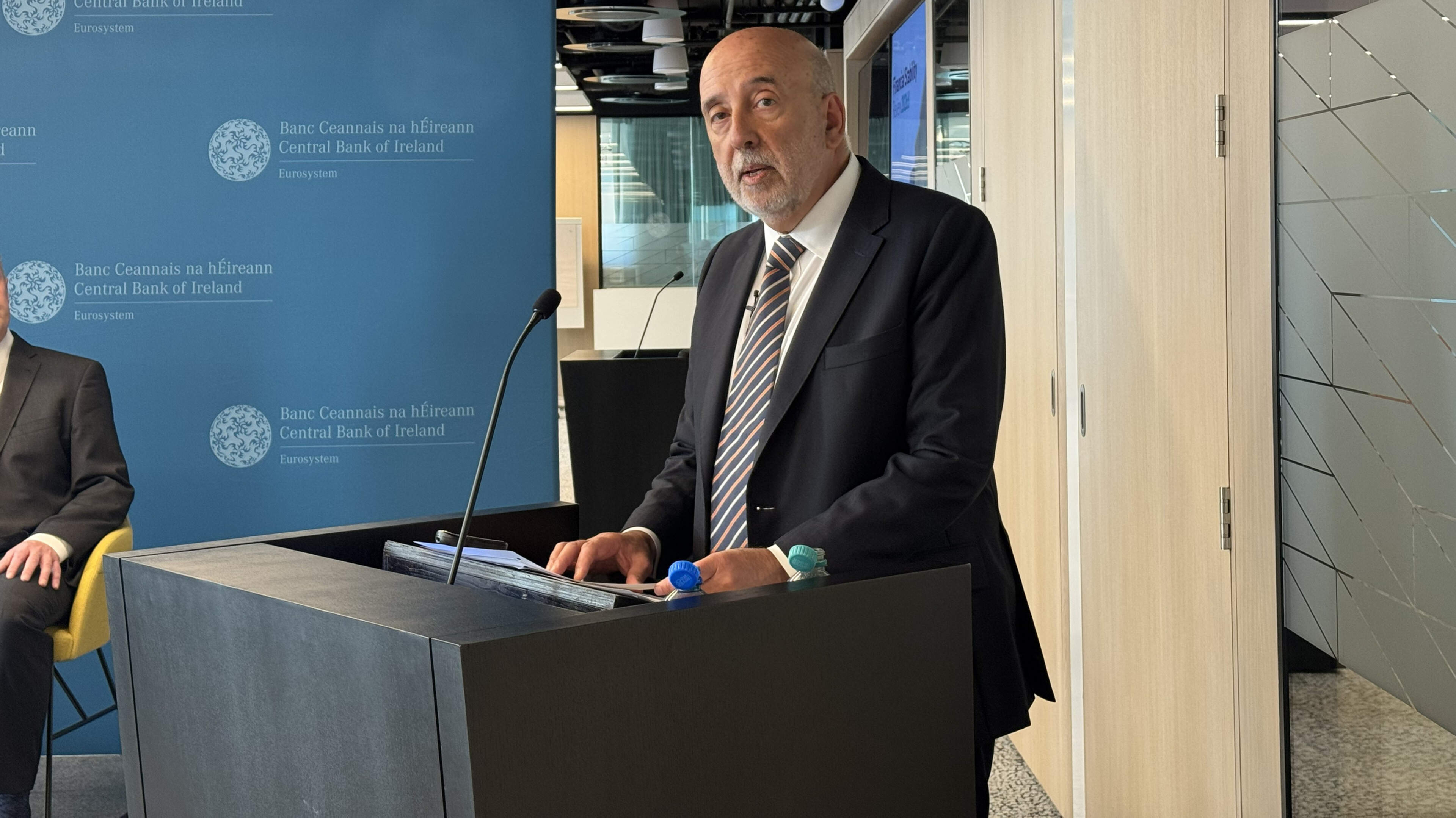 Europe must tear down barriers to cross-border banking, Central Bank of Ireland governor warns